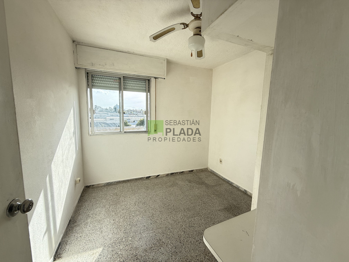 Apartamento ID.1013 - Apartamento 3 dormitorios a 2 cuadras de Plaza Artigas en Venta en San Carlos