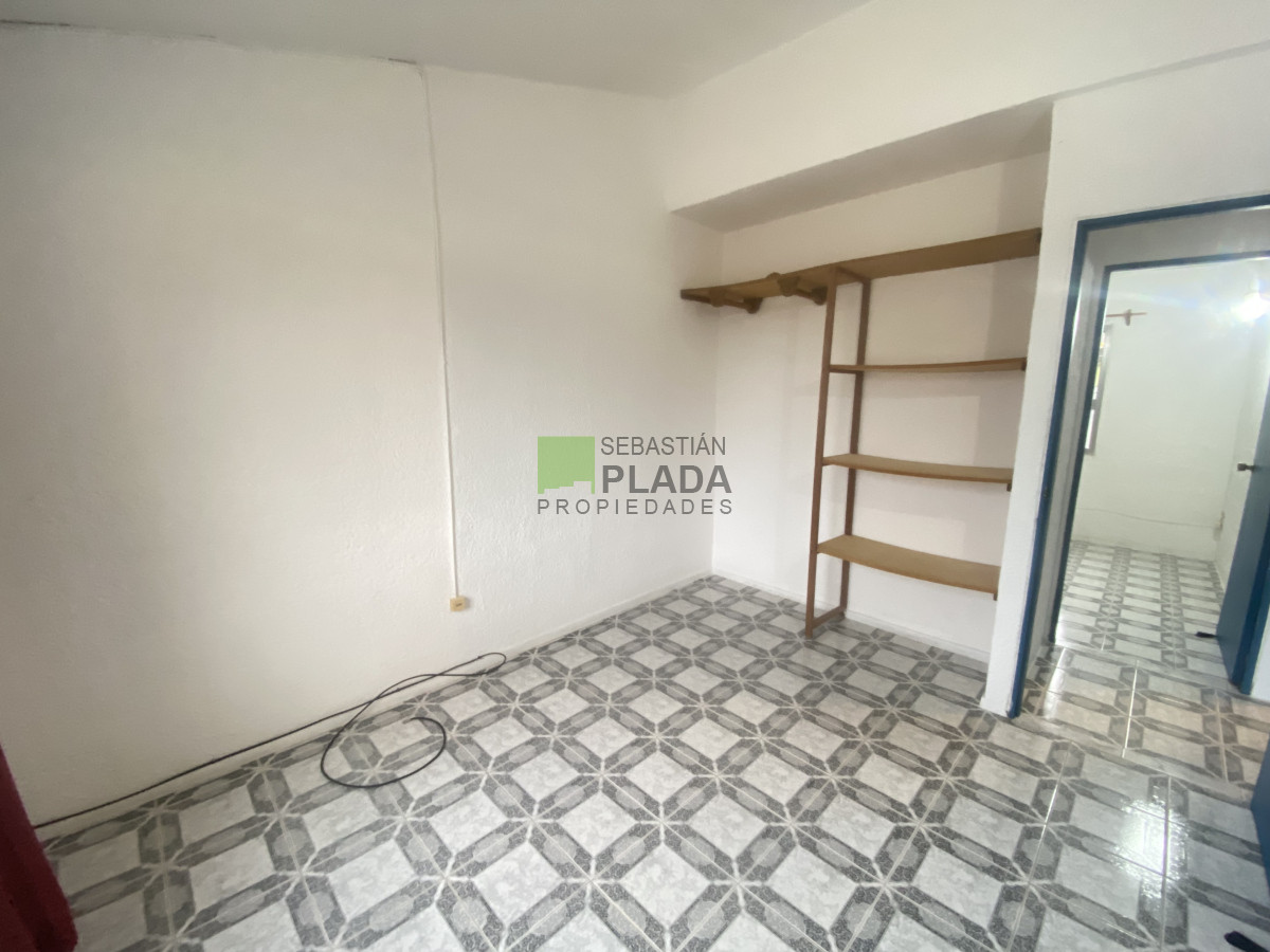 Apartamento ID.979 - Apartamento de 3 Dormitorios en Alquiler en San Carlos