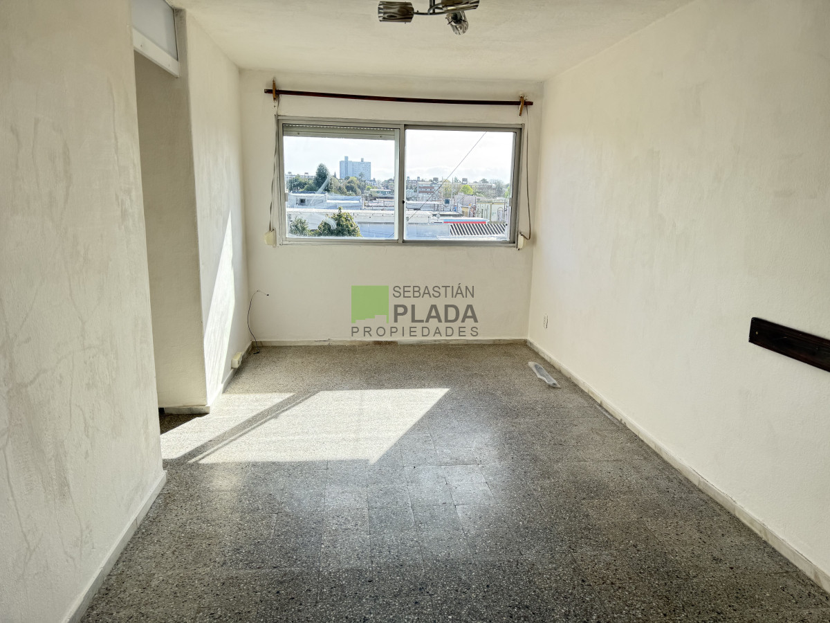 Apartamento ID.1013 - Apartamento 3 dormitorios a 2 cuadras de Plaza Artigas en Venta en San Carlos