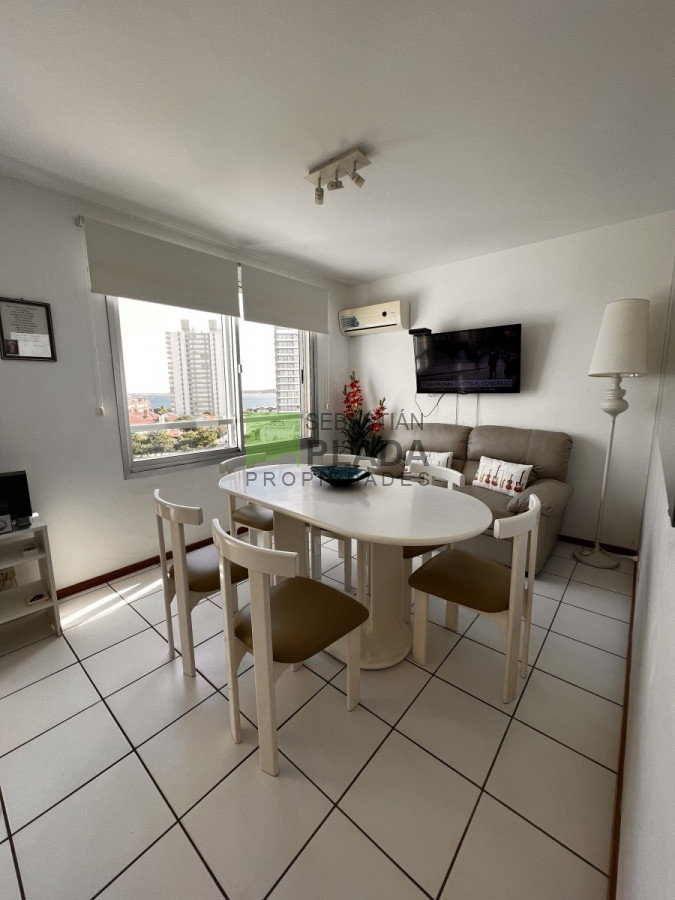 Apartamento ID.602 - 2 dormitorios con vista al puerto, cercano a Enjoy y comercios.