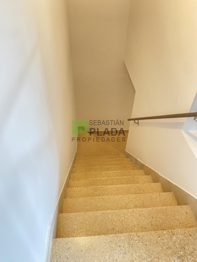 Apartamento ID.1040 - Apartamento de 2 dormitorios en Alquiler en San Carlos