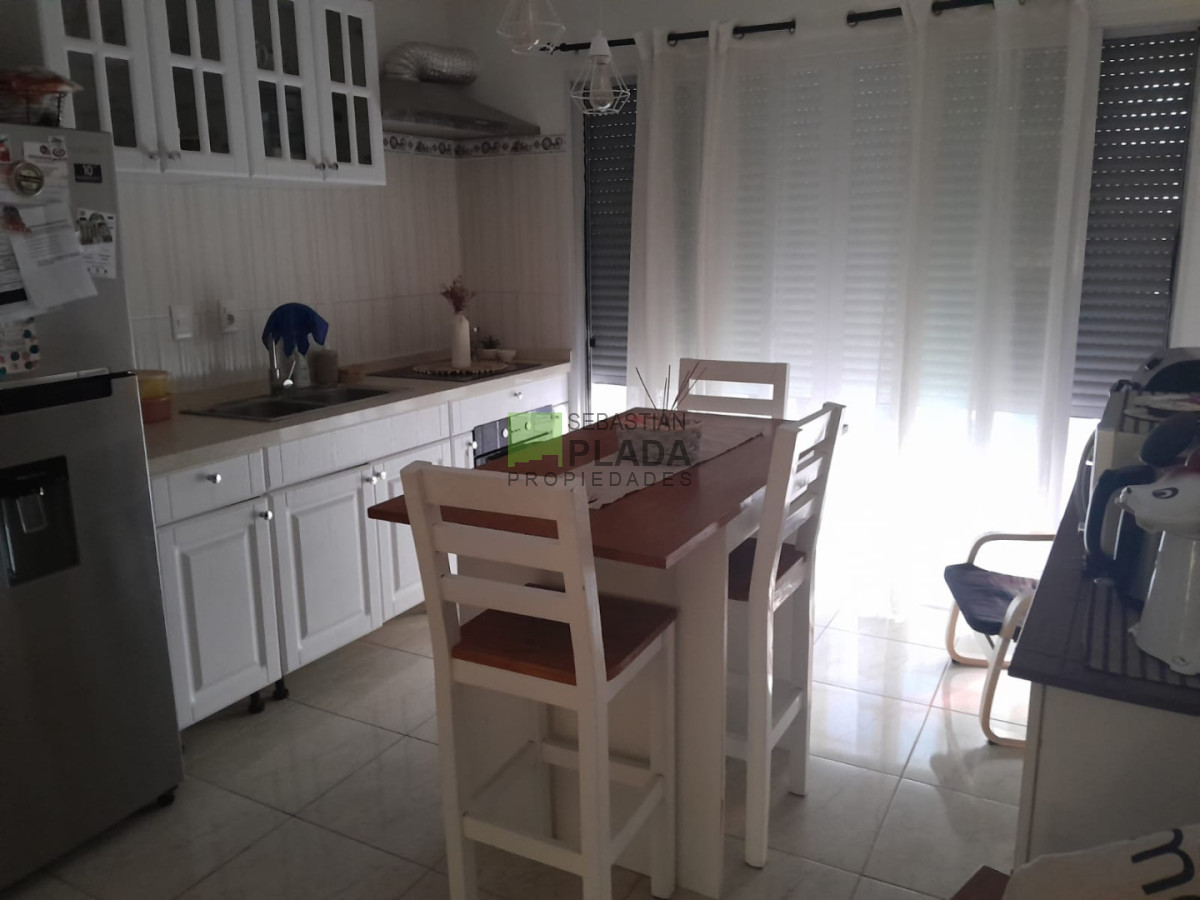 Apartamento ID.404 - Duplex 2 Dormitorios y más, a pasos de todo.