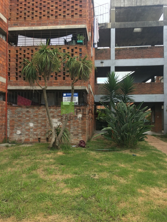 Apartamento ID.583 - Excelente oportunidad en venta! Apartamento de 3 Dormitorios en Centro de San Carlos