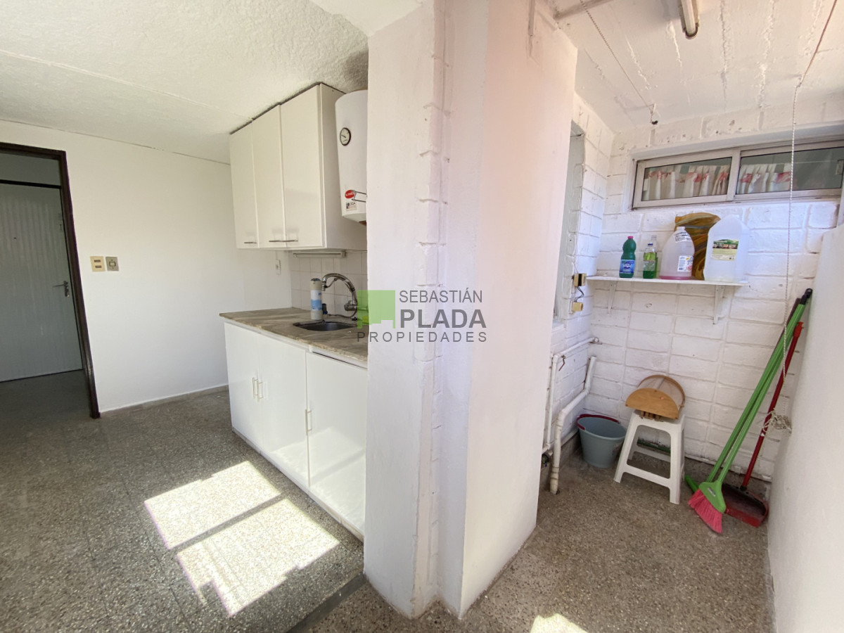 Apartamento ID.1045 - Apartamento Céntrico de 3 Dormitorios en alquiler en San Carlos
