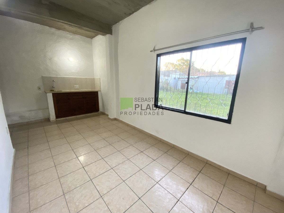 Apartamento ID.1086 - Apartamento de 1 Dormitorio en Alquiler en San Carlos