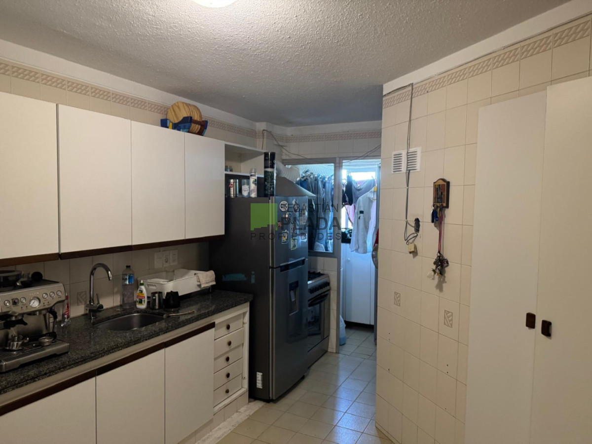 Apartamento ID.1038 - departamento 2 domitorios sobre Roosevelt