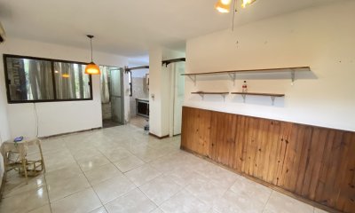 Apartamento 3 dormitorios Céntrico en venta en San Carlos