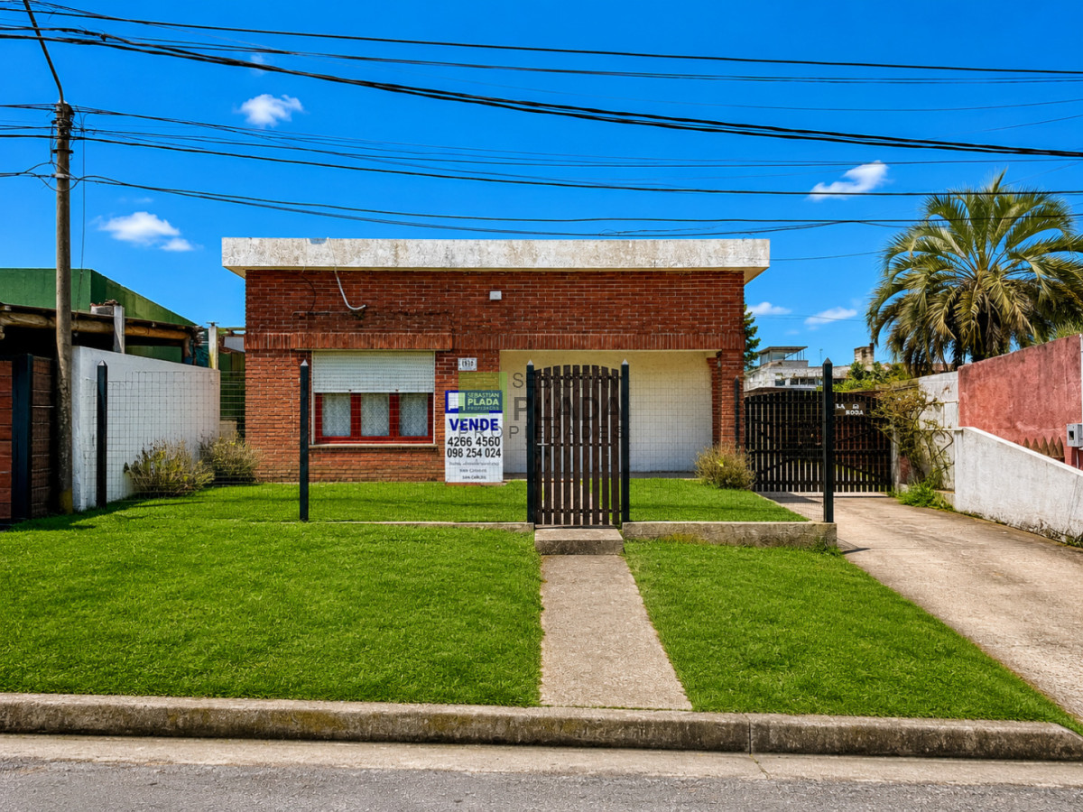 Casa 2 Dormitorios sobre 18 de Julio. - PLD1093C