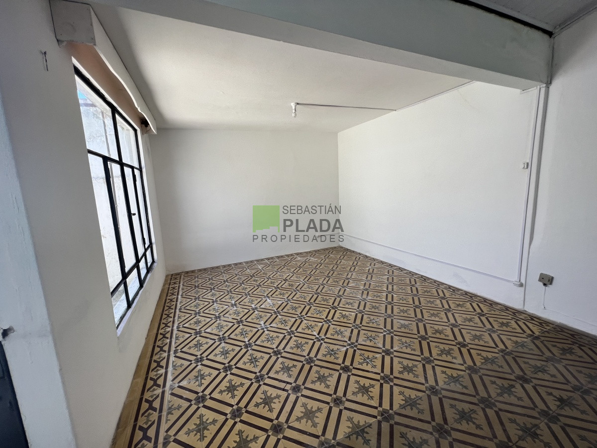Casa ID.679 - ¡ATENCIÓN PRÓXIMAMENTE! Casa 4 Dormitorios con garaje en alquiler en el Centro de San Carlos