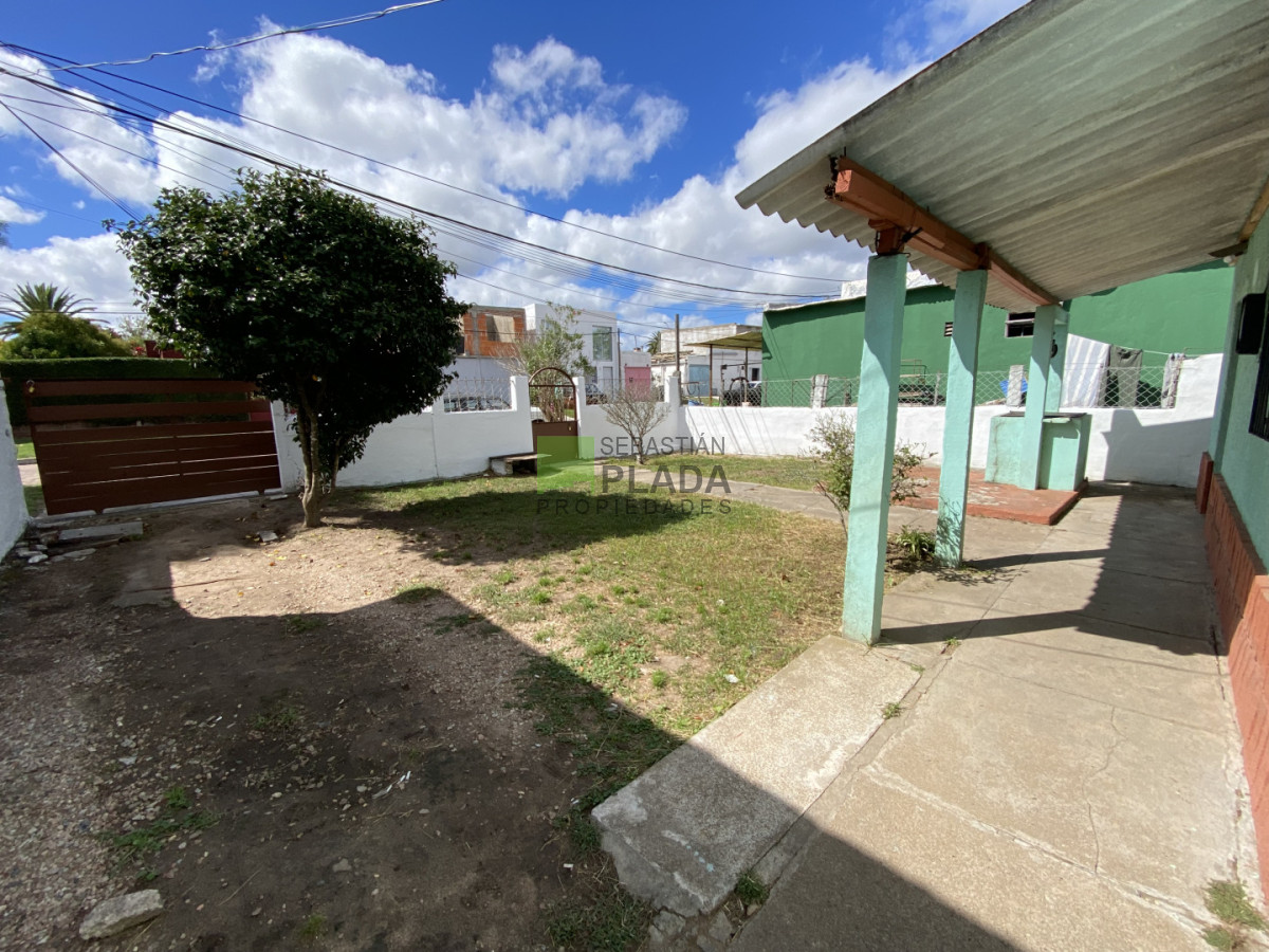 Casa ID.968 - Casa 2 Dormitorios sobre amplio terreno, en Venta en San Carlos