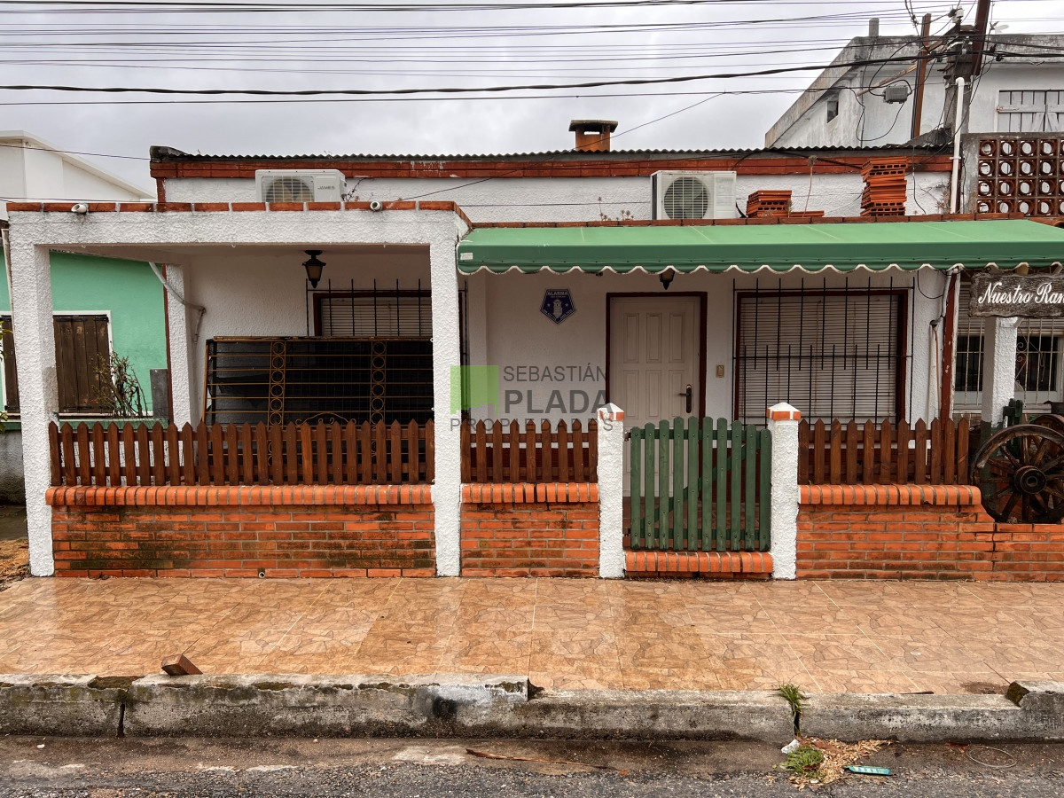 Casa ID.798 - Casa de 2 Dormitorios y Garaje en San Carlos