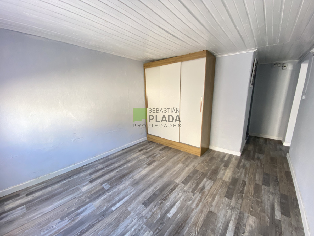 Casa ID.1080 - Casa de 1 Dormitorio en Venta en Centro de San Carlos