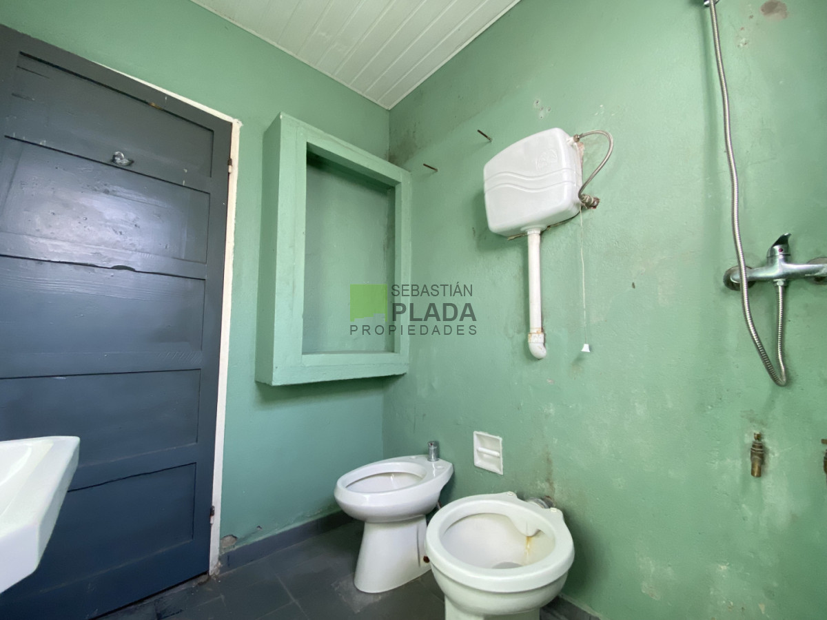 Casa ID.1100 - Casa de 1 Dormitorio, con Garaje en Alquiler en San Carlos