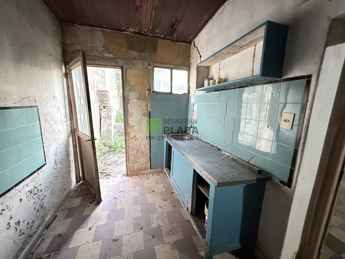 Casa ID.1098 - Casa a Reciclar en el Centro de San Carlos