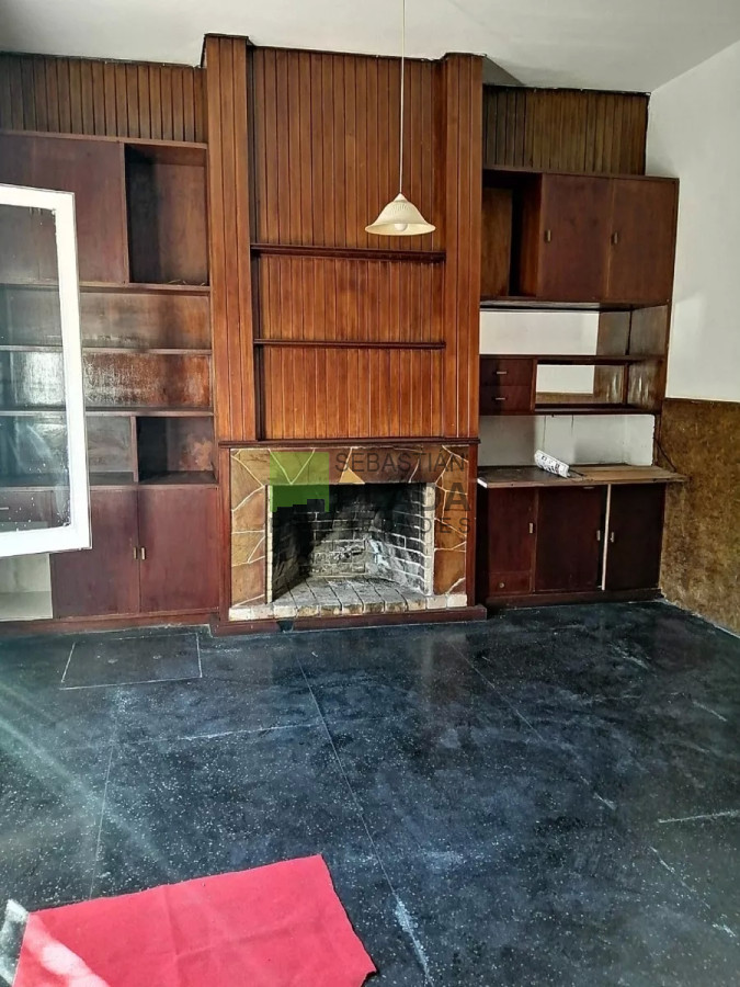 Casa ID.718 - Casa de 3 Dormitorios Céntrica, con garaje en Venta