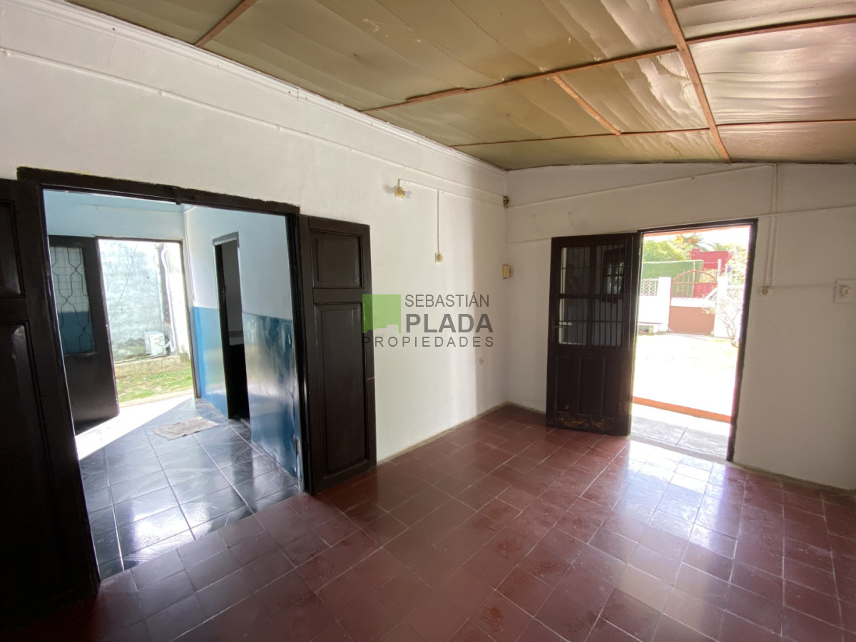 Casa ID.968 - Casa 2 Dormitorios sobre amplio terreno, en Venta en San Carlos