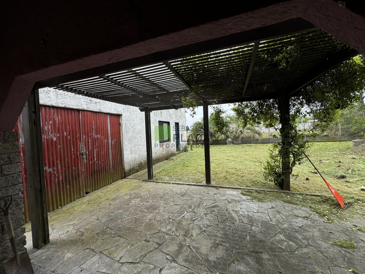 Casa ID.927 - Casa y Galpón con buen terreno