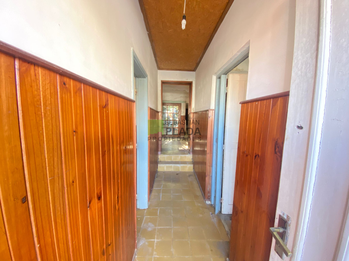 Casa ID.84 - Casa de Tres Dormitorios y Garaje en Venta en San Carlos