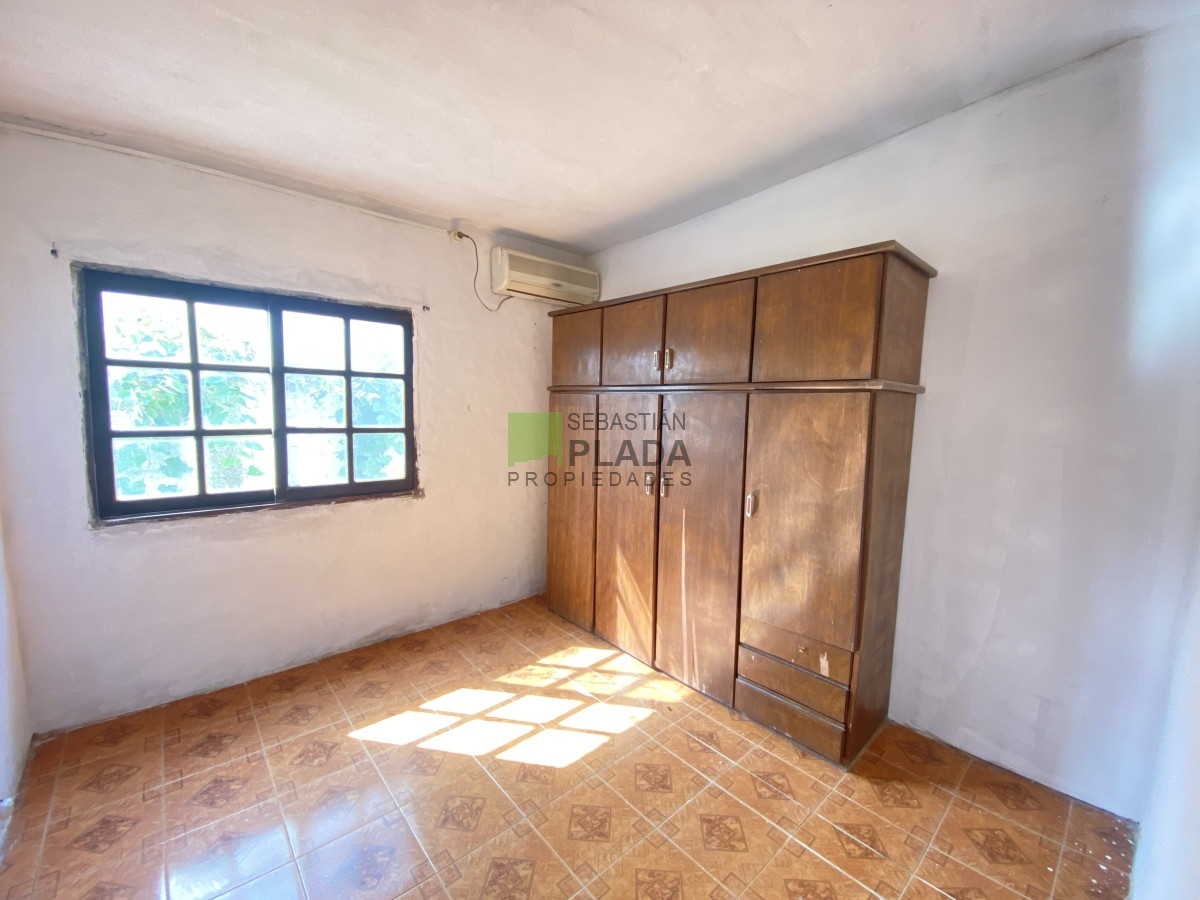 Casa ID.848 - Casa Tres Dormitorios, garaje, patio.  Venta en San Carlos