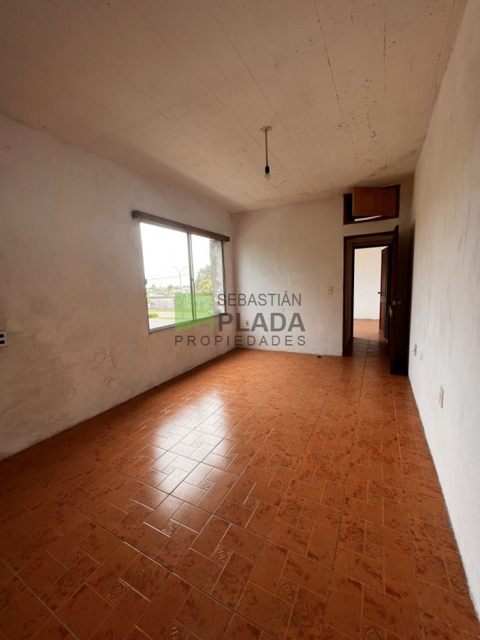 Casa ID.576 - PRÓXIMAMENTE EN ALQUILER!! Casa de altos, 3 dormitorios sobre Av. Alvariza