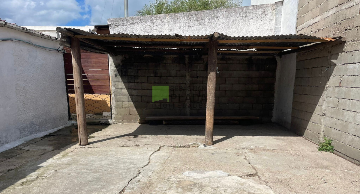 Casa ID.1019 - Casa de 1 Dormitorio en Alquiler en San Carlos