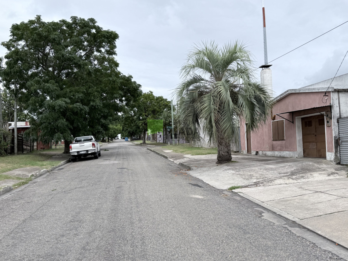 Casa ID.1069 - Casa a Reciclar en San Carlos