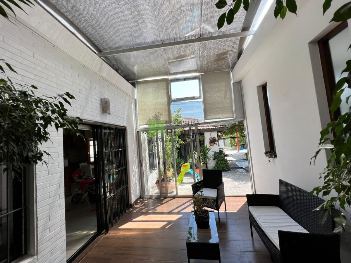 Casa ID.896 - Importante Casa de 4 Dormitorios en Venta en San Carlos
