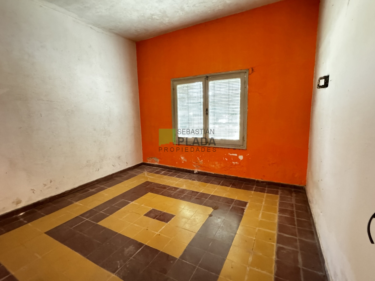 Casa ID.830 - Casa de 2 Dormitorios Sobre Avenida Alvariza en Venta
