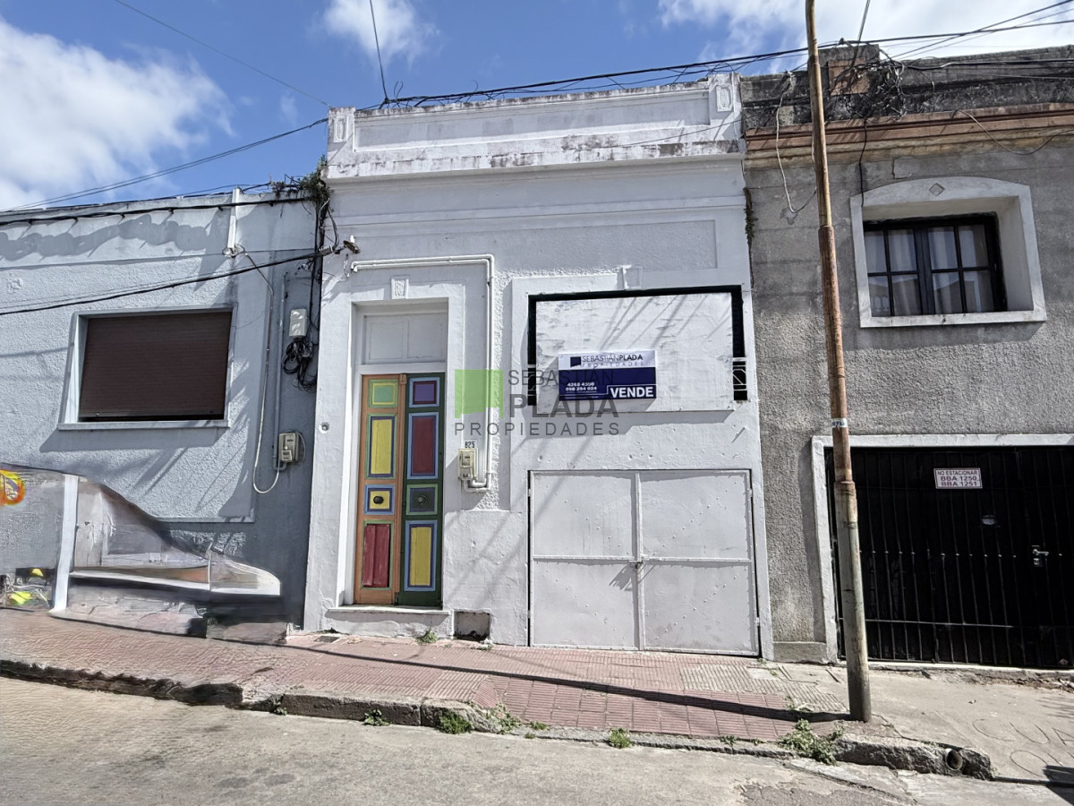 Casa ID.1098 - Casa a Reciclar en el Centro de San Carlos