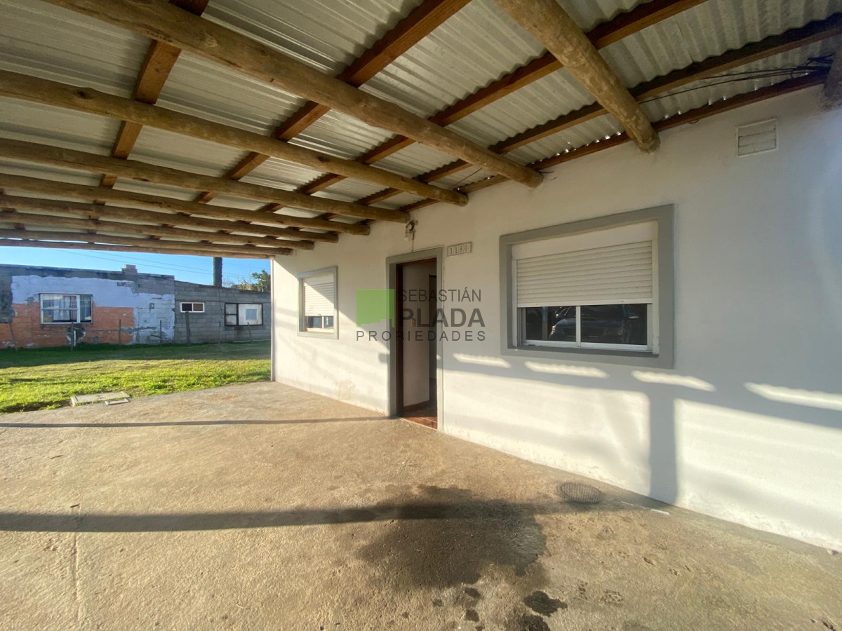 Casa ID.994 - Casa de 2 Dormitorios en Alquiler en San Carlos