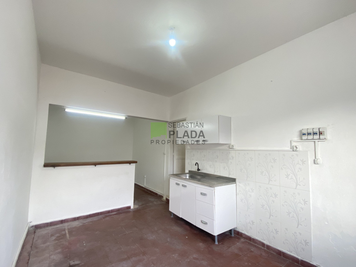 Casa ID.1050 - Monoambiente Céntrico en Alquiler en San Carlos