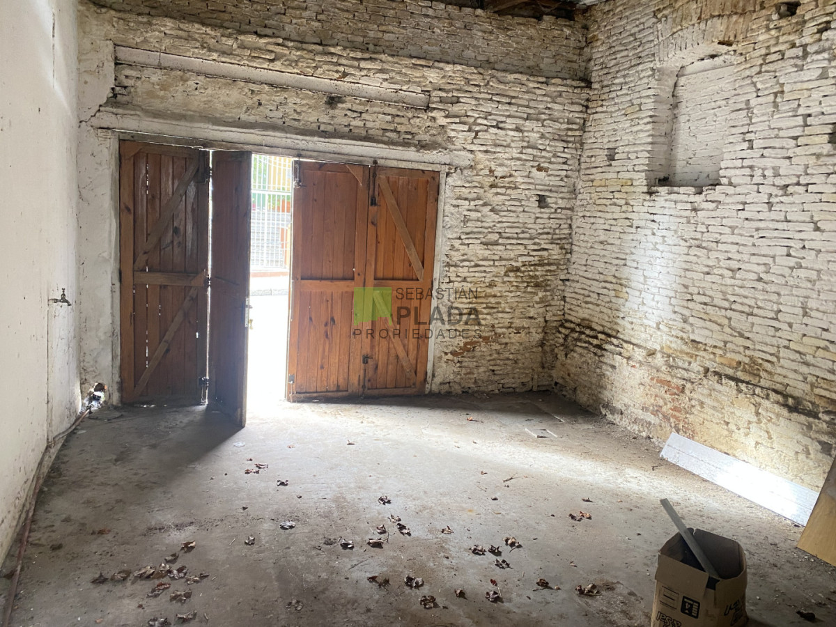 Casa ID.679 - Casa 4 Dormitorios con garaje en alquiler en el Centro de San Carlos