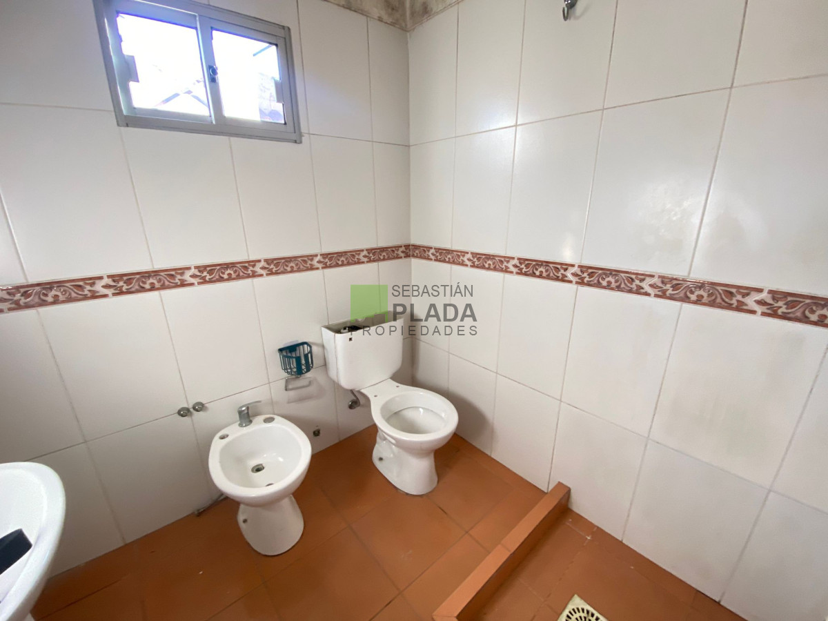 Casa ID.902 - 4 construcciones en un mismo padrón en Venta en San Carlos