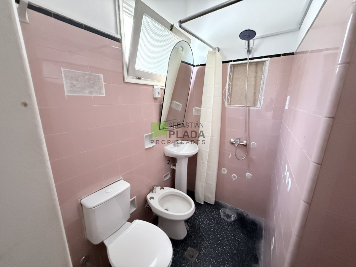 Casa ID.718 - Casa de 3 Dormitorios Céntrica, con garaje.