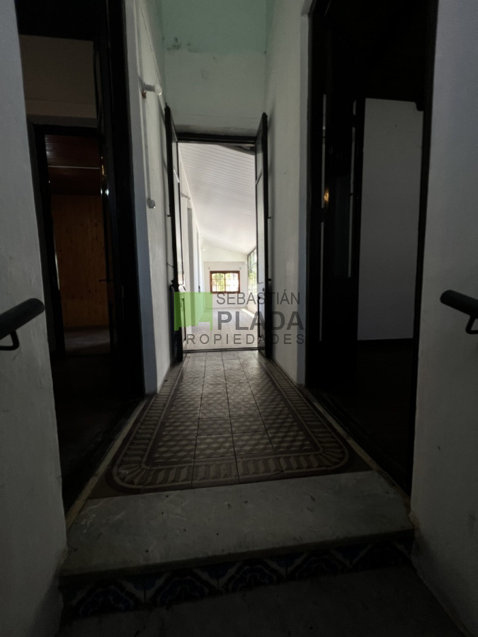 Casa ID.679 - ¡ATENCIÓN PRÓXIMAMENTE! Casa 4 Dormitorios con garaje en alquiler en el Centro de San Carlos