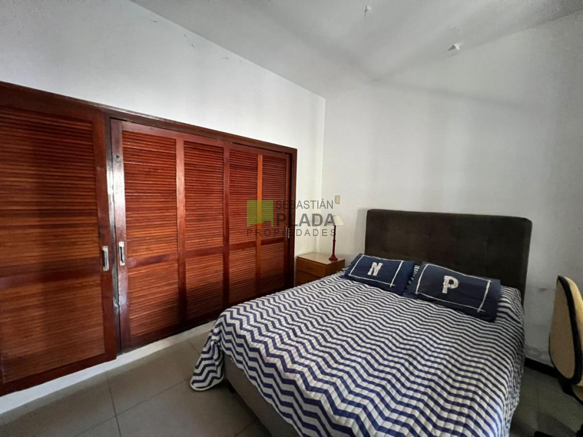 Casa ID.896 - Importante Casa de 4 Dormitorios en Venta en San Carlos