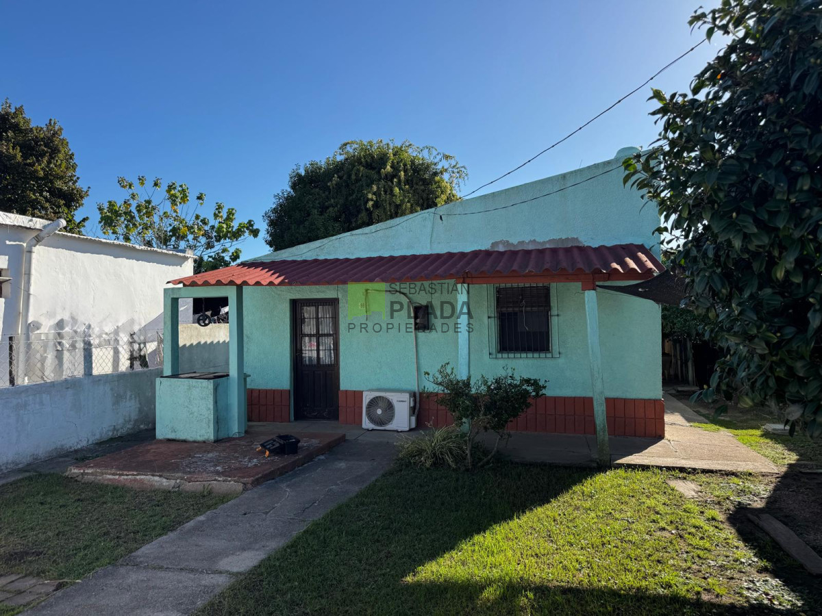 Casa ID.968 - Casa 2 dormitorios sobre amplio terreno, 