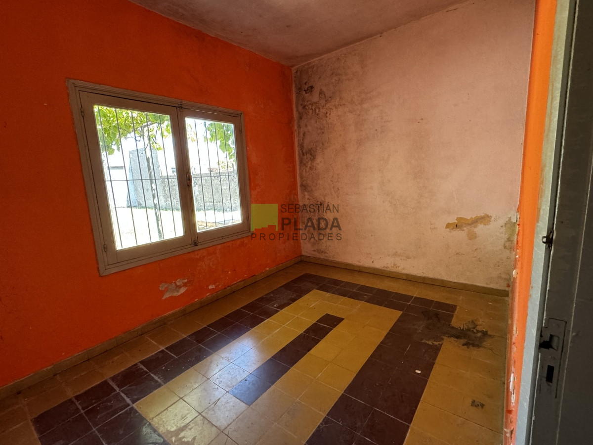 Casa ID.830 - Casa de 2 Dormitorios Sobre Avenida Alvariza en Venta