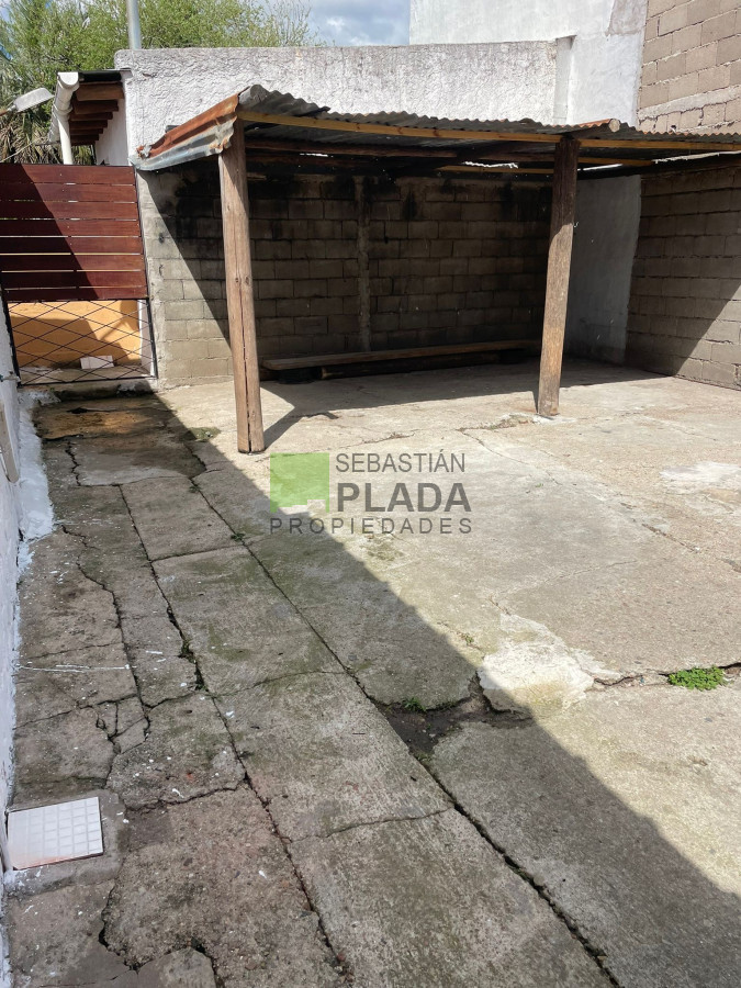 Casa ID.1019 - Casa de 1 Dormitorio en Alquiler en San Carlos