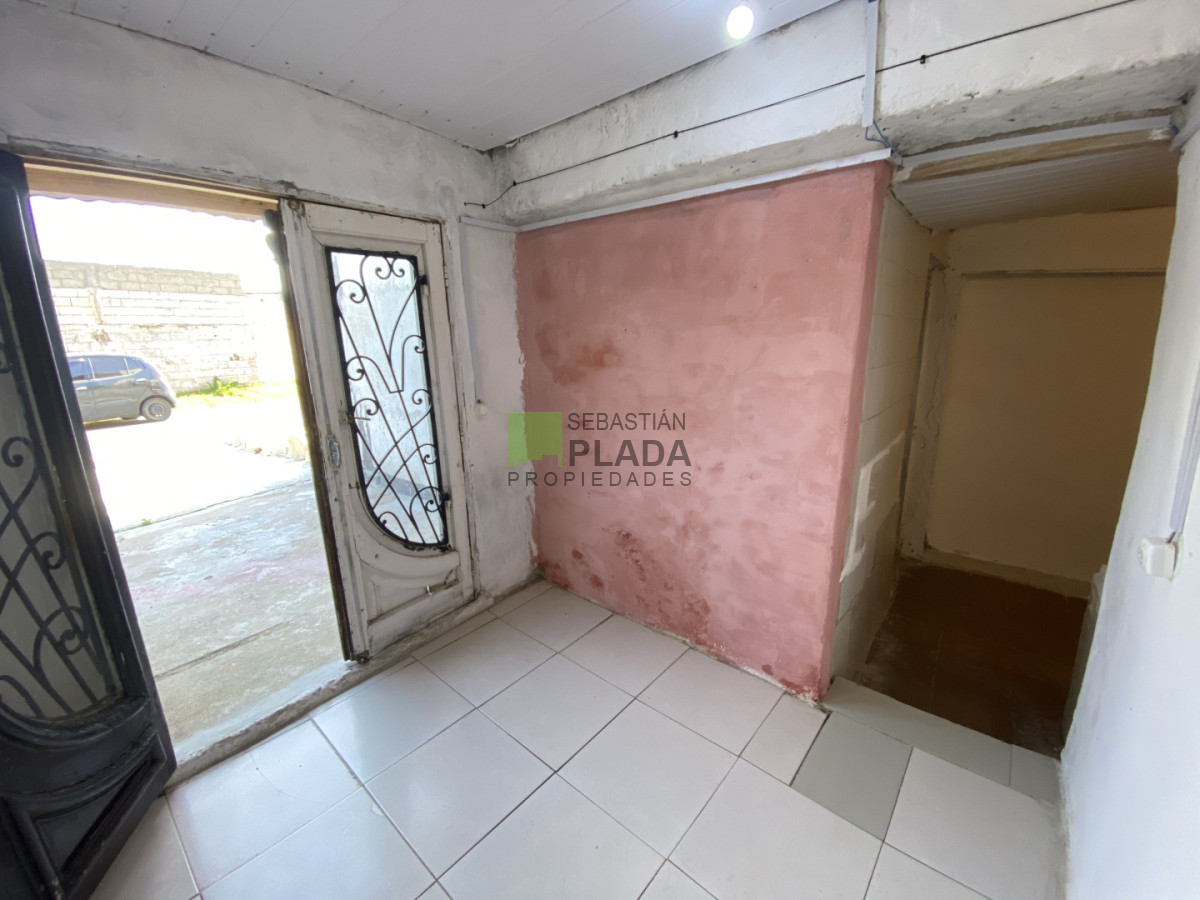 Casa ID.1054 - Casa de 1 Dormitorio en Alquiler en San Carlos