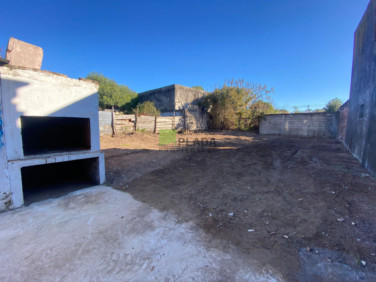 Casa ID.902 - 4 construcciones en un mismo padrón en Venta en San Carlos