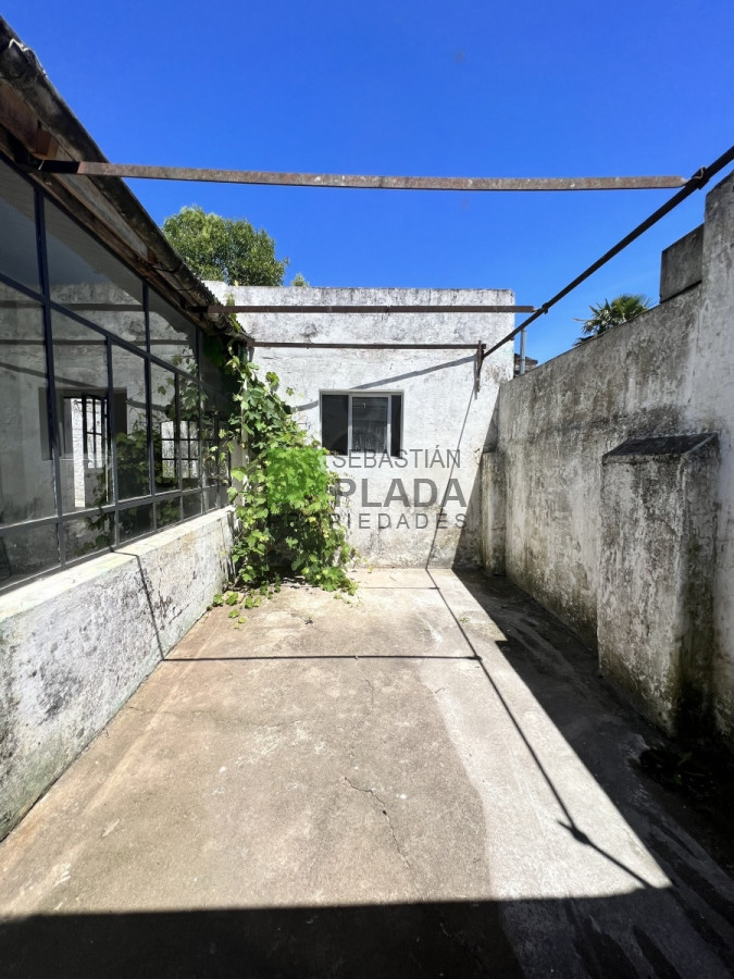 Casa ID.679 - ¡ATENCIÓN PRÓXIMAMENTE! Casa 4 Dormitorios con garaje en alquiler en el Centro de San Carlos