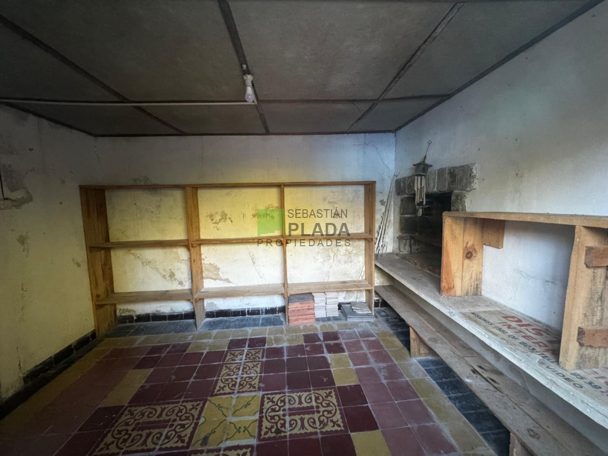 Casa ID.987 - Casa de 2 Dormitorios en el Centro de San Carlos Venta