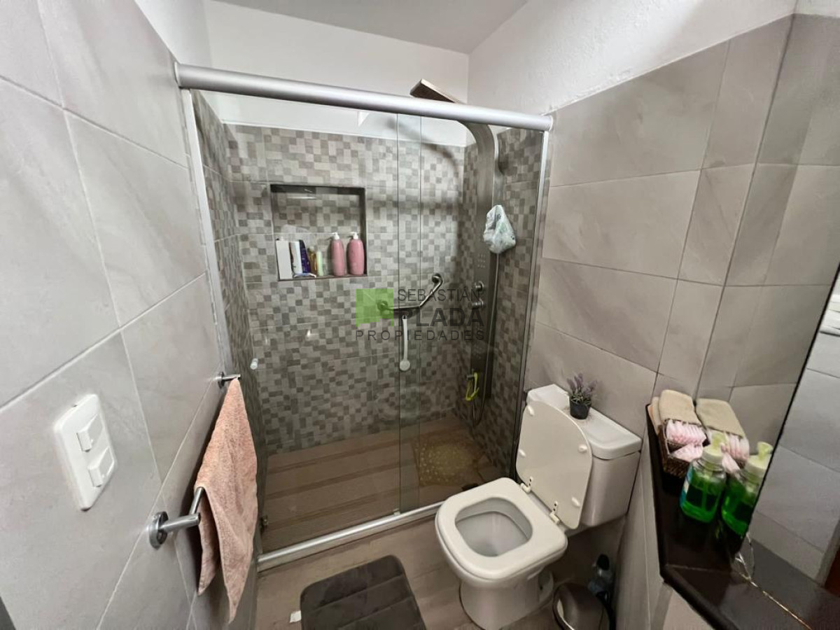 Casa ID.896 - Importante Casa de 4 Dormitorios en Venta en San Carlos