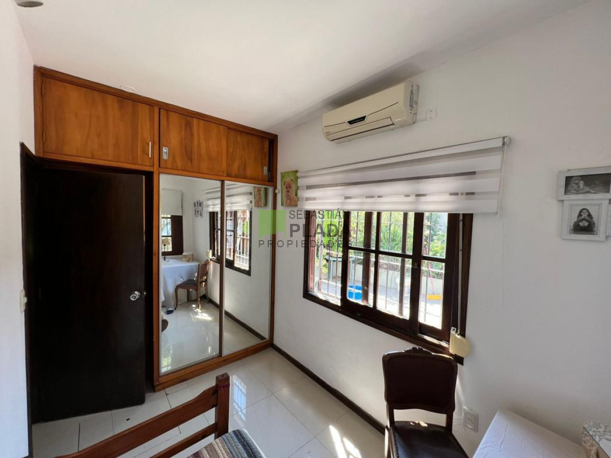 Casa ID.896 - Importante Casa de 4 Dormitorios en Venta en San Carlos