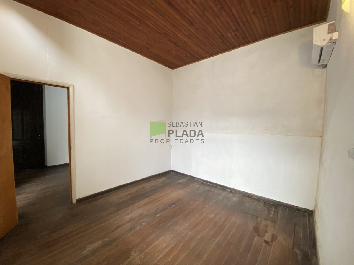 Casa ID.679 - Casa 4 Dormitorios con garaje en alquiler en el Centro de San Carlos