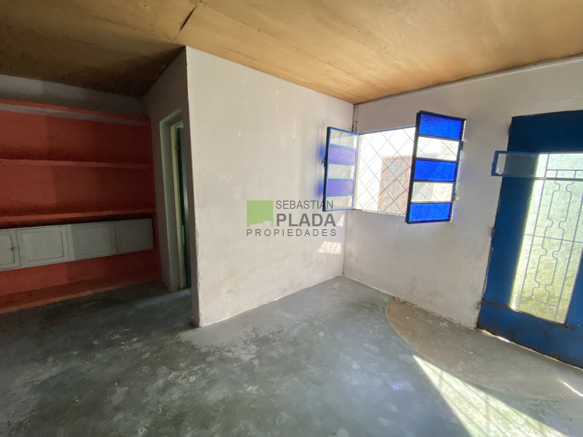 Casa ID.1100 - Casa de 1 Dormitorio, con Garaje en Alquiler en San Carlos