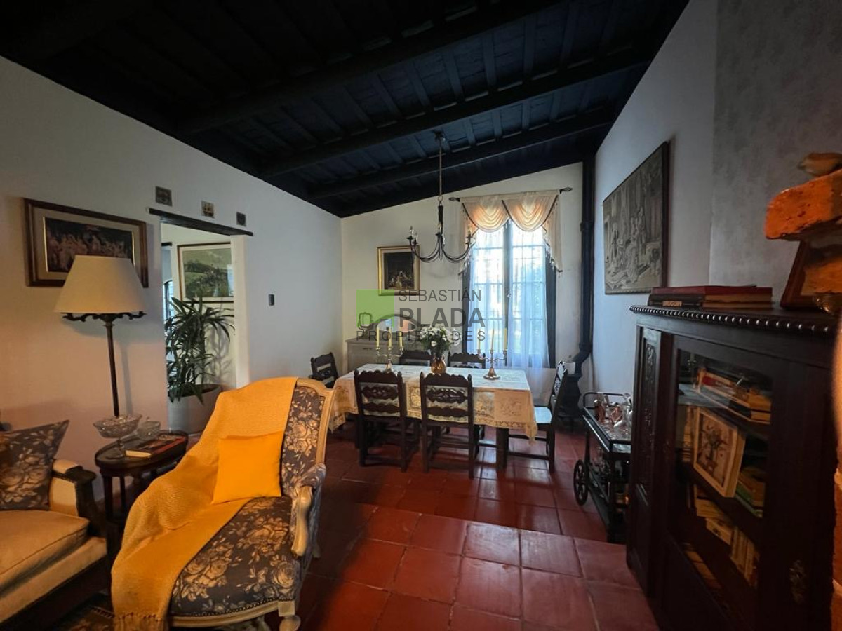Casa ID.816 - en Venta casa del  1800