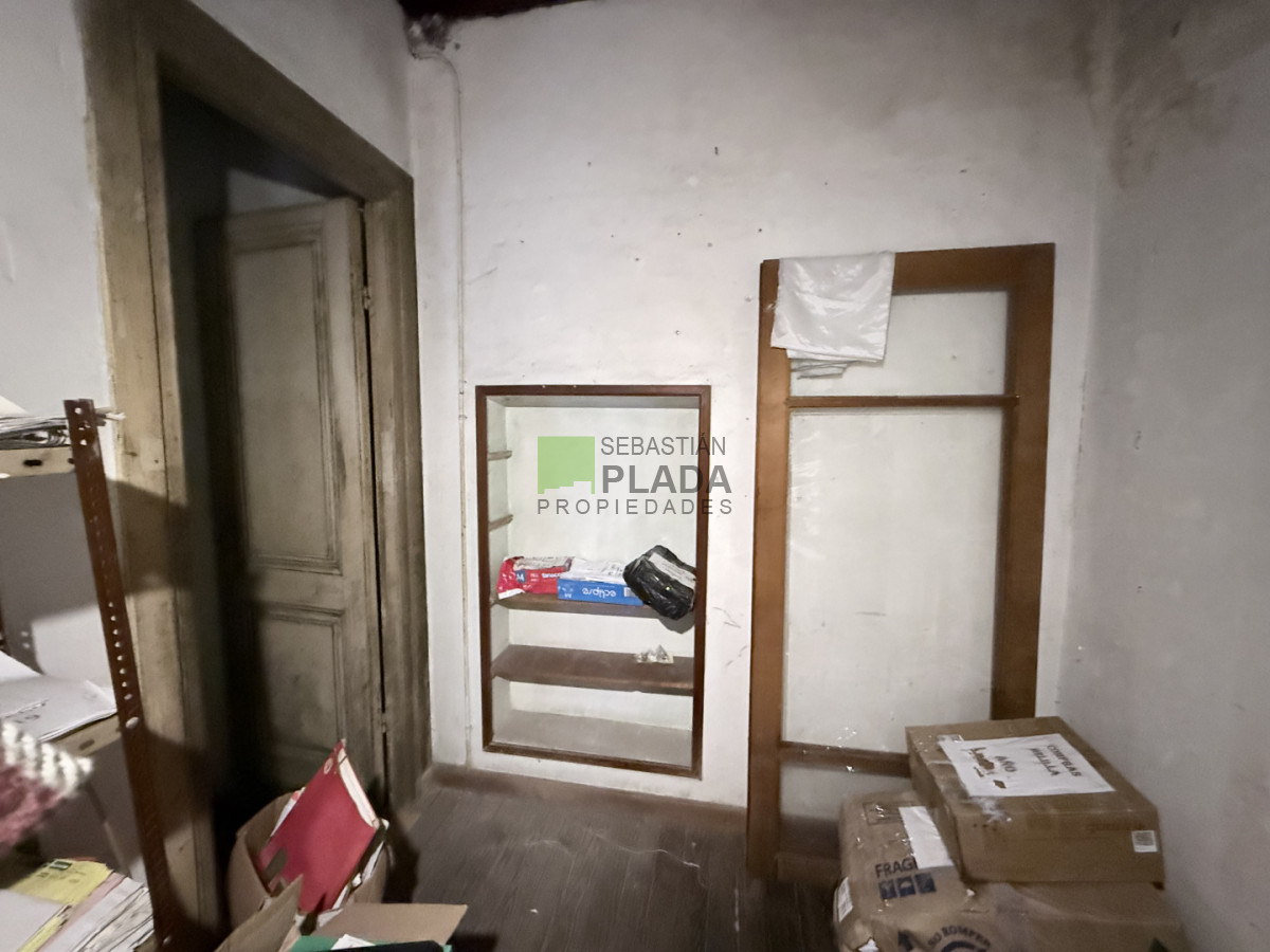 Casa ID.1098 - Casa a Reciclar en el Centro de San Carlos