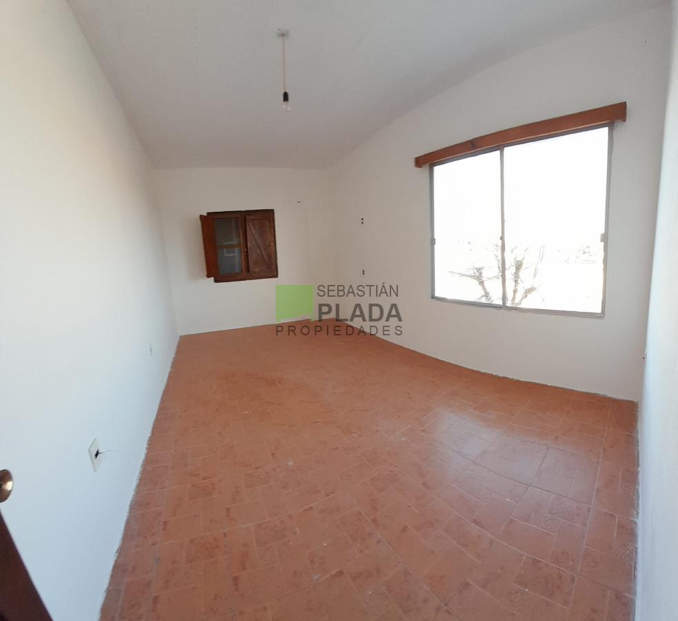 Casa ID.576 - PRÓXIMAMENTE EN ALQUILER!! Casa de altos, 3 dormitorios sobre Av. Alvariza